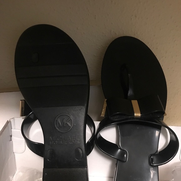 Michael Kors Flip Flops - Picture 2 of 3